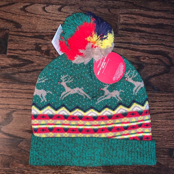 AEO - green red holiday beanie winter hat NWT * - Picture 1 of 2